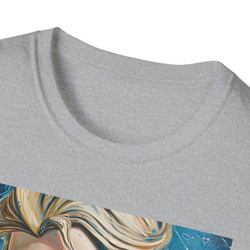 Charcoal cotton T-shirt with vibrant Elsa Frozen portrait and crew neck