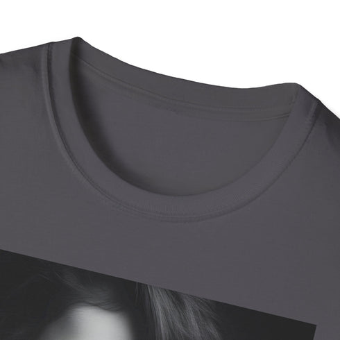 Selena Gomez T-Shirt: Radiant symphony of confidence in charcoal.