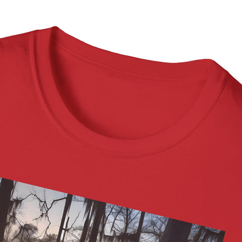Charcoal cotton T-shirt with twilight swamp scene and regular crew neck fit