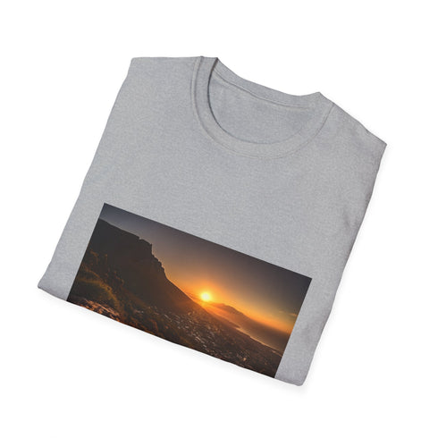 Charcoal cotton crew neck t-shirt with Table Mountain graphic.