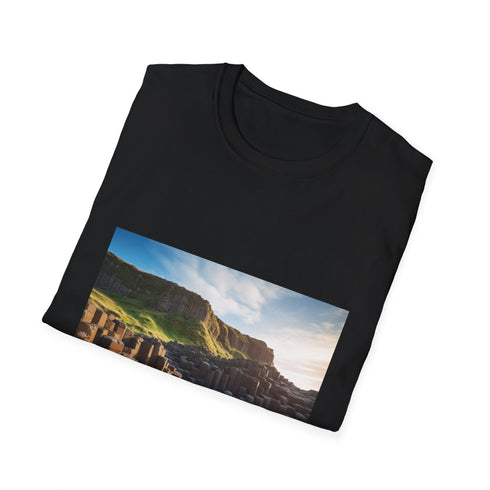 Charcoal DTG T-shirt with Giants Causeway basalt columns graphic