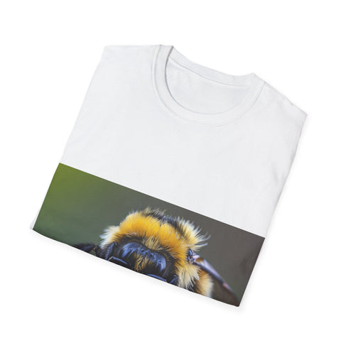 Charcoal cotton tee with vibrant bumblebee watercolor for summer fashion