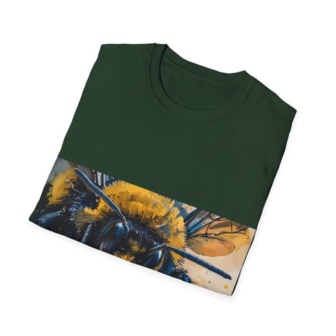 Vibrant charcoal cotton tee with watercolor bumblebee for summer style