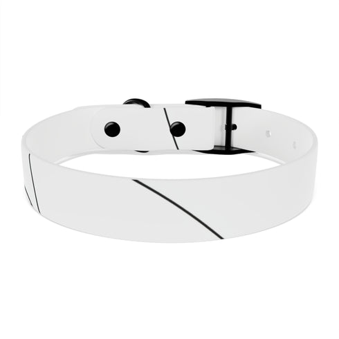 Chic minimalist dog face collar in black onyx for medium dogs.