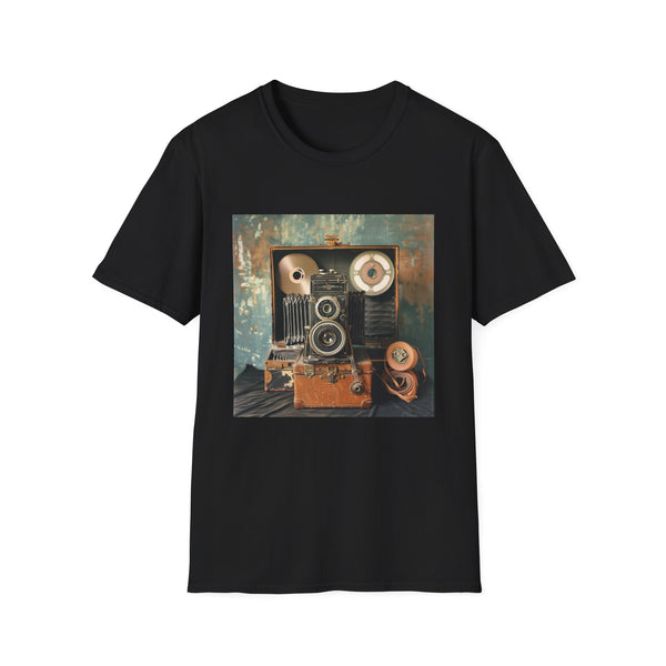 Vintage camera graphic charcoal t-shirt in soft breathable cotton fabric