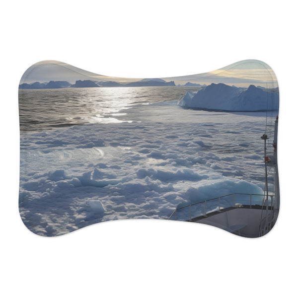Arctic Explorer Pet Mat