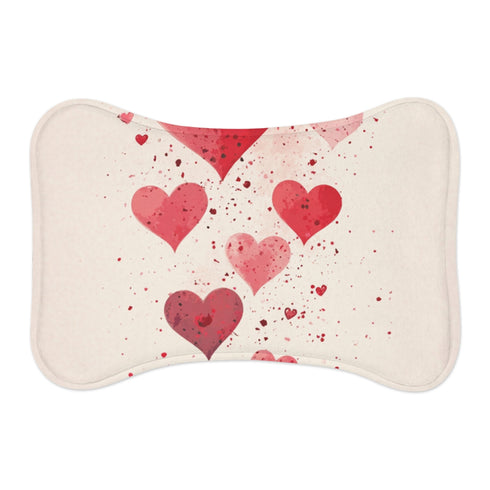 "Chic Heart Parade Pet Mat"