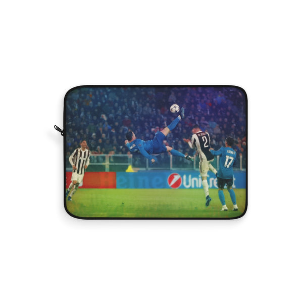 CR7 Juventus Laptop Sleeve: Stylish Protection
