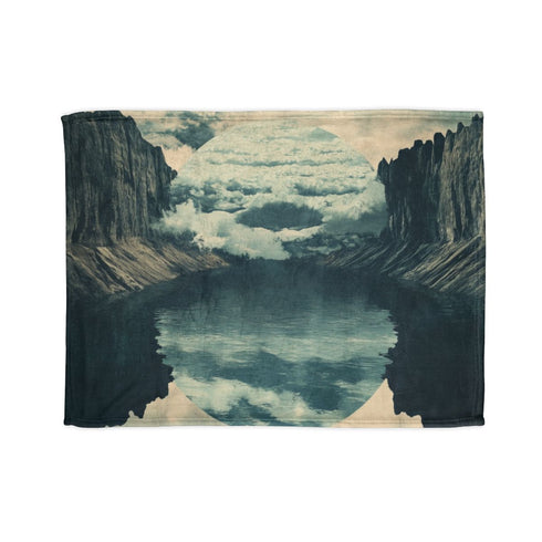 Gravity Tear Splitting Dream Horizon Plush Fleece Throw Blanket
