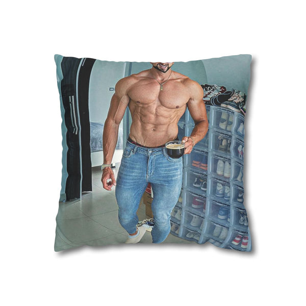"Jo Lindner Physique Pillowcase: Sleep Like a Fitness Star"