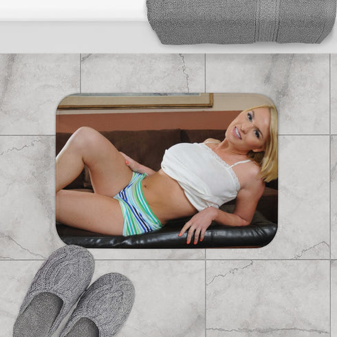 Krissy Lynn Luxury Memory Foam Bath Mat - Bathroom Lifestyle View