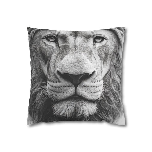 "Lion King Pillowcase: Hyper-Realism Dream"