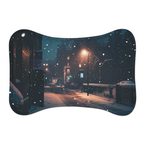 London Snow Night Pet Mat: Luxurious, Cozy, and Stylish