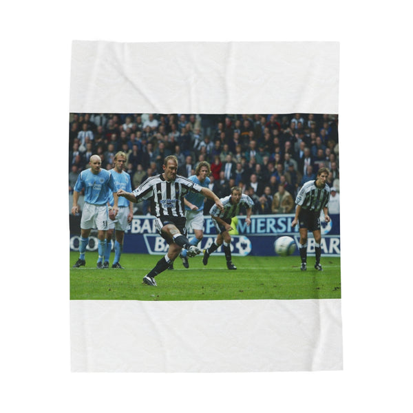 Luxurious Shearling Plush Blanket: Ultimate Comfort