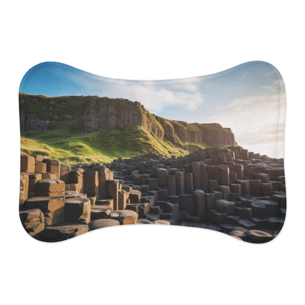 "Magical Giants Causeway Pet Mat"