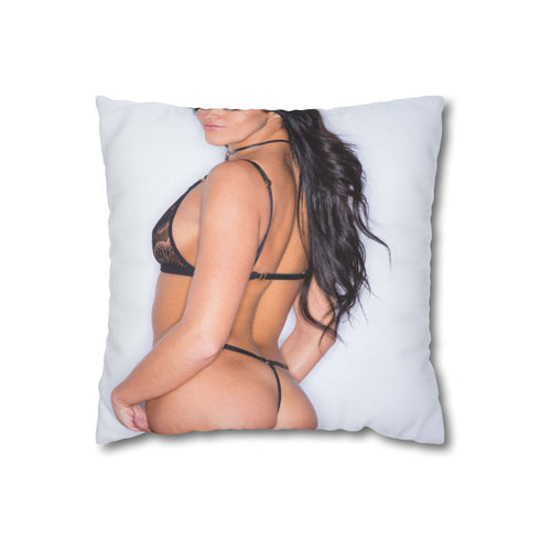 "Megan Rain Pillowcase: Sleep in Style"