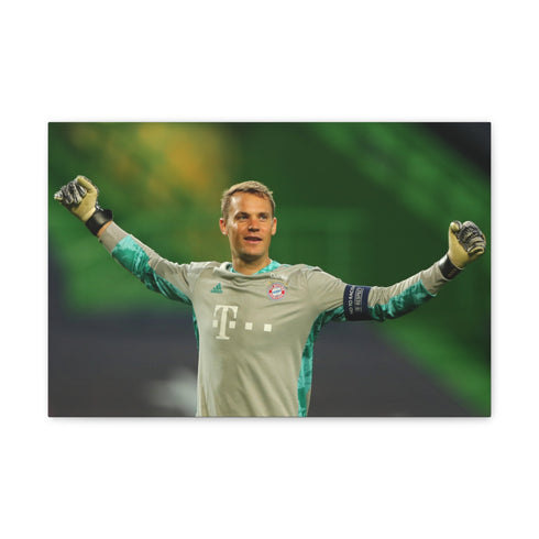 "Neuer Stands Strong in Lyon"