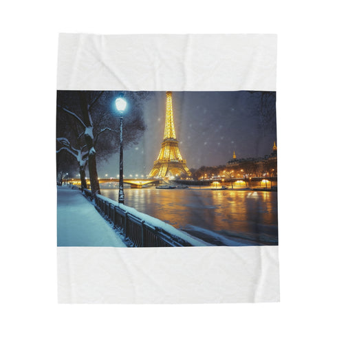 Paris Snow Plush Blanket: Cozy Elegance