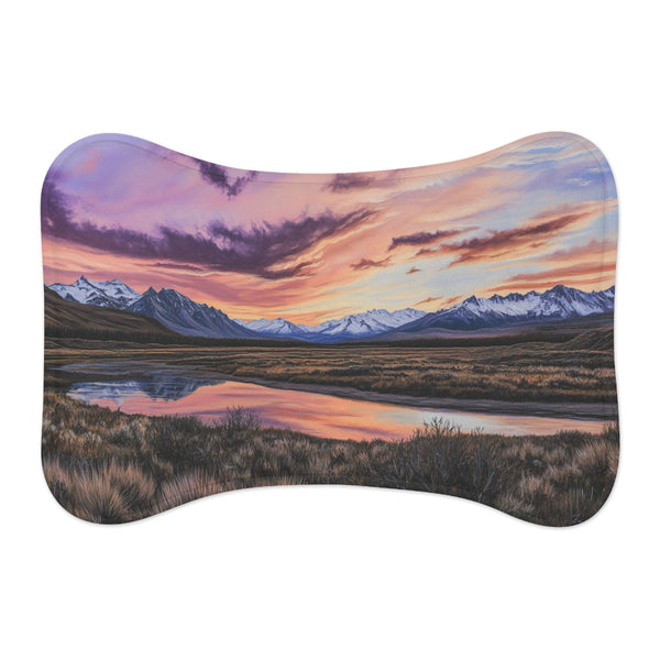 "Patagonia Adventure Pet Mat: Explore the Wilds with Your Pup!"