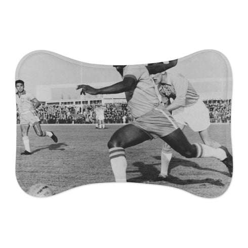 "Pele's Paradise Pet Mat: Comfort and Style for Your Furry Friend"