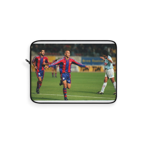 "Ronaldo Nazario Barcelona Laptop Sleeve: Protect in Style!"