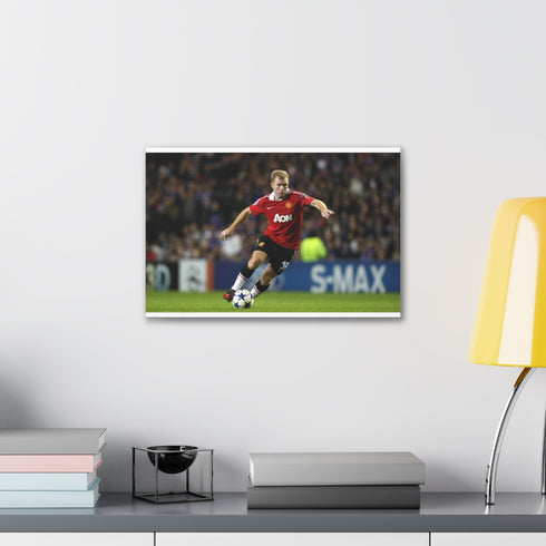 Scholes Canvas: Football legend Paul Scholes iconic moments in print.