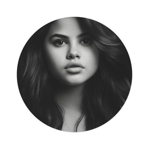 "Selena Serenade Round Rug: Transform Your Space"