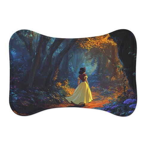 "Snow White Cartoon Pet Mat: Pawsitively Charming!"
