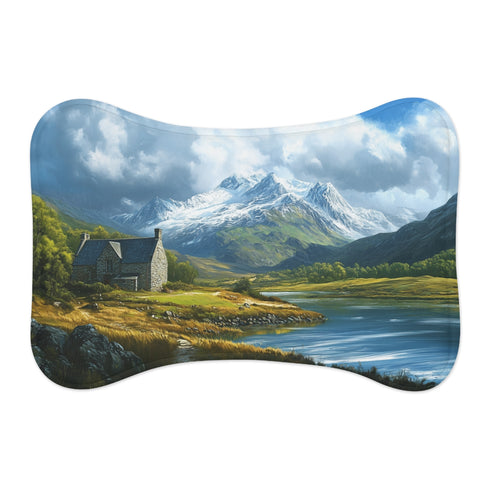 "Snowdon Wales Pet Mat: Nature-Inspired"