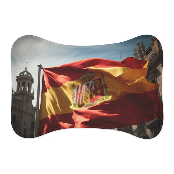 "Spanish Flag Pet Mat: Stylish and Durable for Your Furry Friend!"