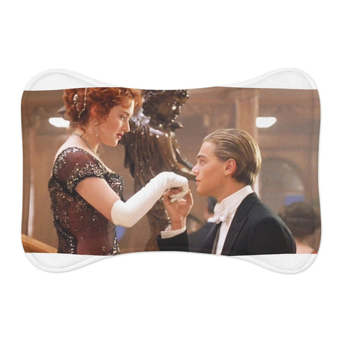 "Titanic Dinner Scene Pet Mat"