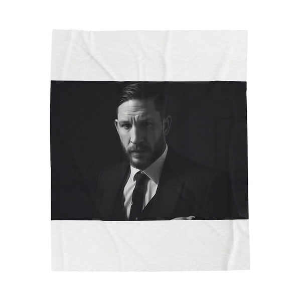 "Tom Hardy Plush Blanket: Cozy up with Hollywood’s Hottest Star"