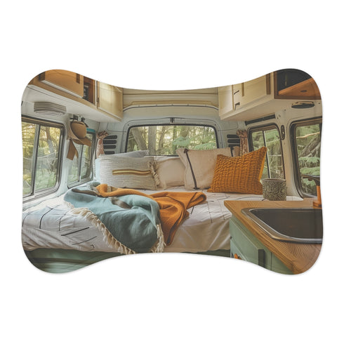 "Vintage Vibe Pet Mat: Retro-Style Comfort"