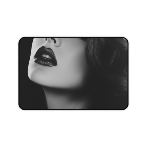 "Vintage Vibes Lana Del Rey Desk Mat"