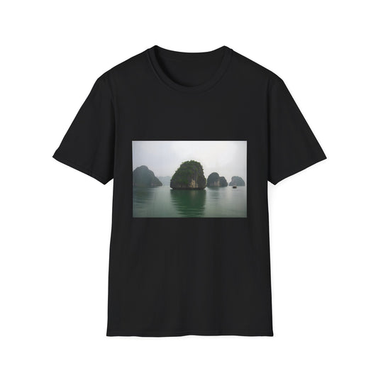 Emeralds of the Serene Sea | T-Shirt | Cotton, Crew neck, DTG, Men's Clothing, Neck Labels, Regular fit, T-shirts, Women's Clothing | Prints with Passion