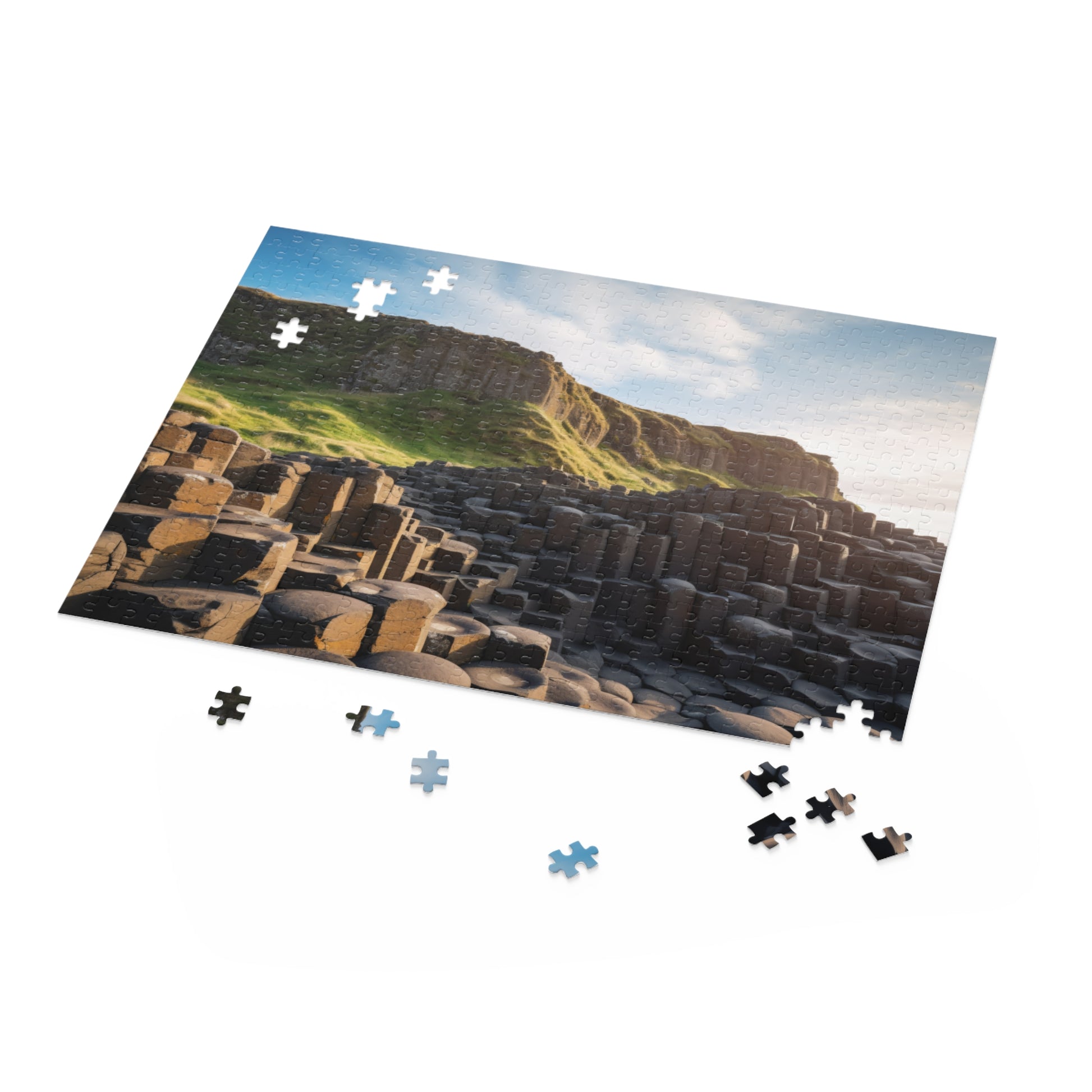 "Enjoy the Giants Causeway Puzzle Challenge - beautiful jigsaw puzzle of Northern Ireland's iconic destination"