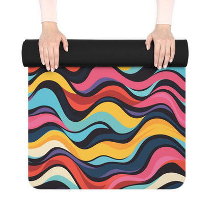 Retro Waves Rubber Yoga Mat: Vibrant & Seamless