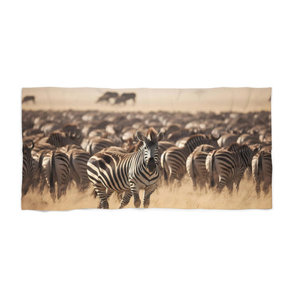 Explore the wonders of the Serengeti with our Safari Serengeti Beach Towels. Featuring vibrant wildlife and breathtaking landscapes