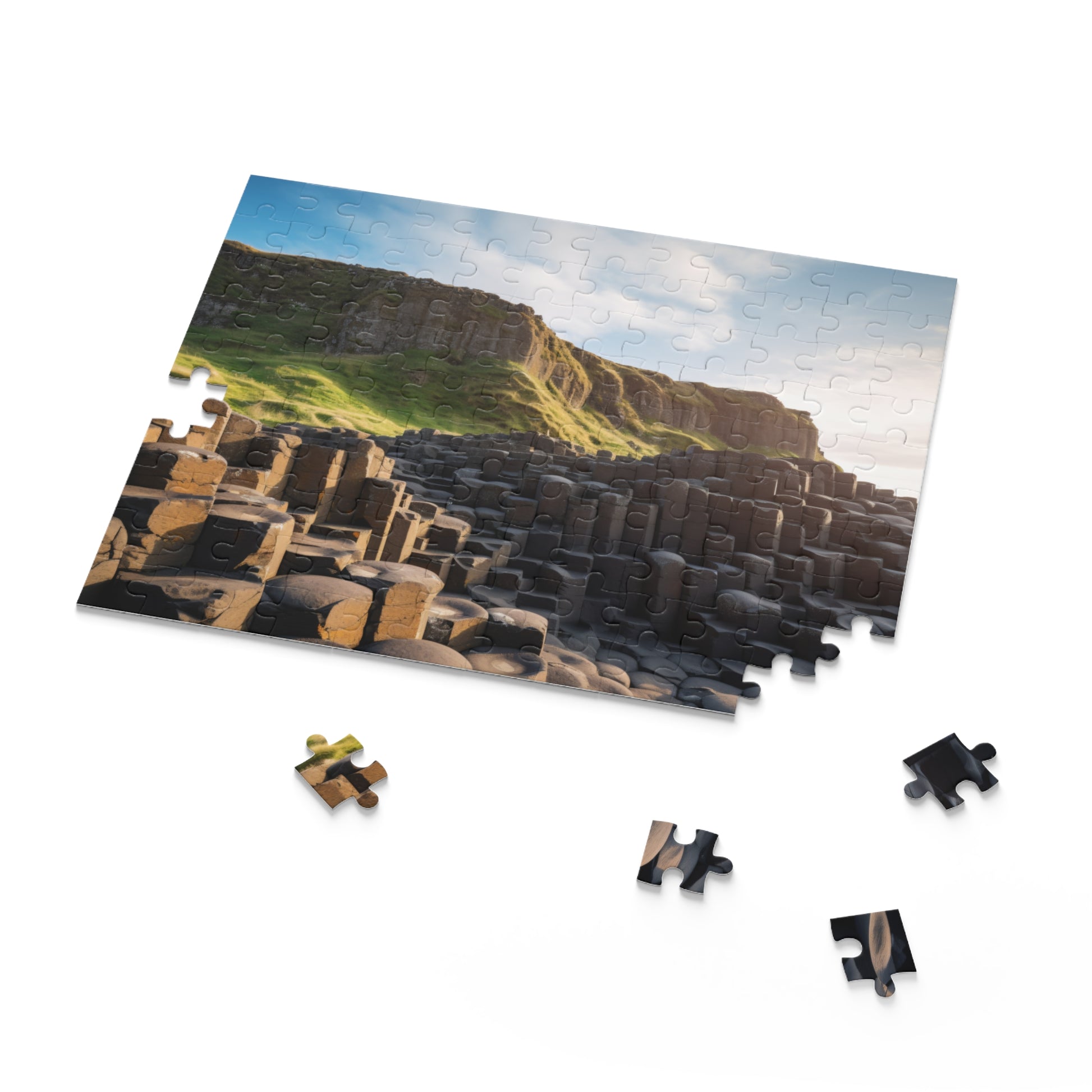 Giants Causeway Puzzle: Piece together the beauty of Northern Ireland in this challenging jigsaw.