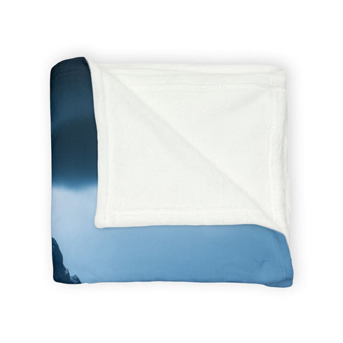 Hollow Mountain Ringing with Thunder Plush Fleece Throw Blanket