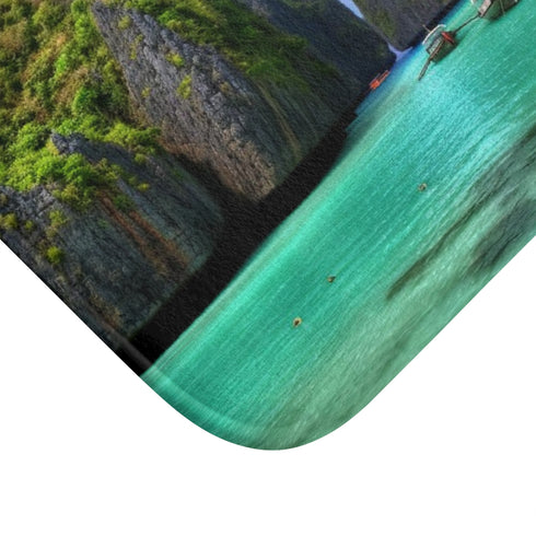 Koh Phi Lagoon — Non-Slip Bath Mat — Cushioned Memory Foam & Non-Slip Backing Detail