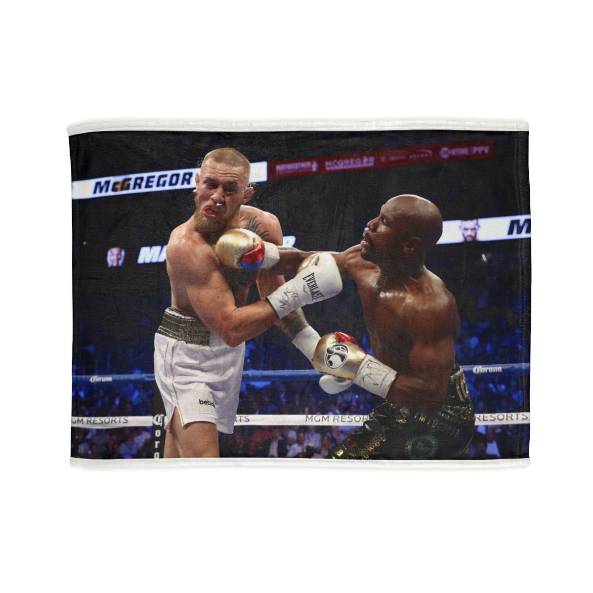 "Mayweather vs McGregor Bed Cover: Ultimate Fight Night Dream"