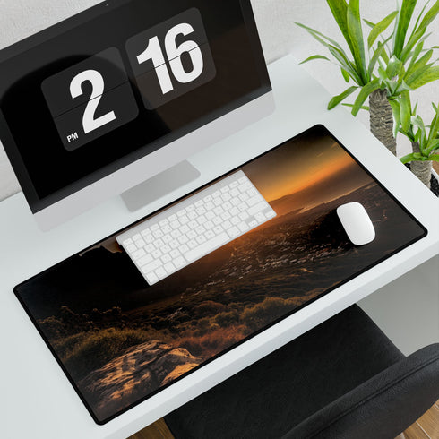 Table Mountain Sunset XXL Extended Desk Mat (80 × 40 cm) - Product in Use