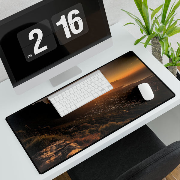 Table Mountain Sunset XXL Extended Desk Mat (80 × 40 cm) - Product in Use
