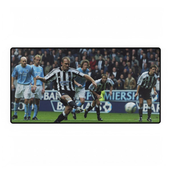 Shearer (Edition II) — XXL Gaming Desk Mat — Full Top-Down Artwork View