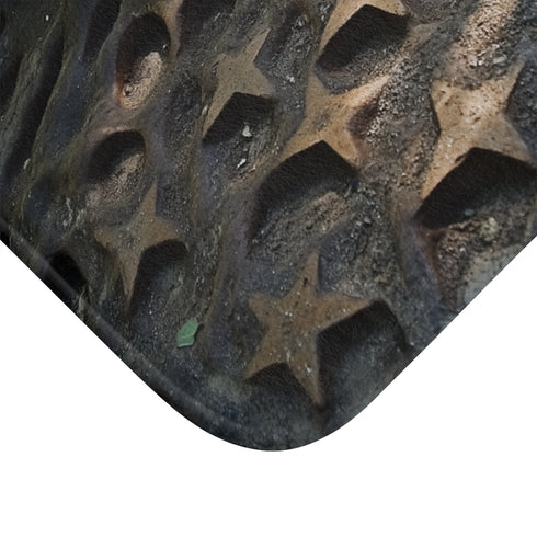 Tree Roots Growing Into Star Patterns — Memory Foam Bath Mat — Microfibre Texture Close-Up View
