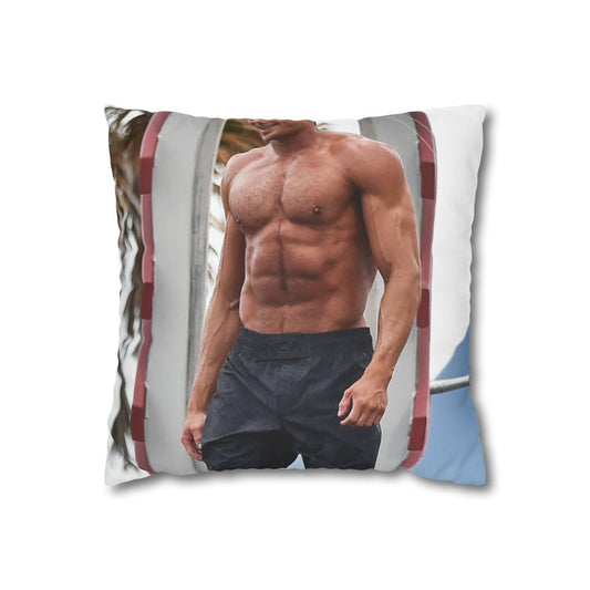 Zac Efron Baywatch Pillowcase: Dive into luxury!